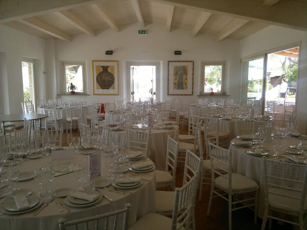Ristorante Country House Isolabelgatto Villa Fano Exterior foto